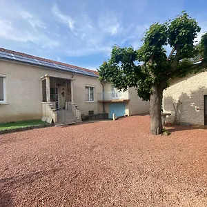 Maison Au Calme, 6 Voyageurs Villa